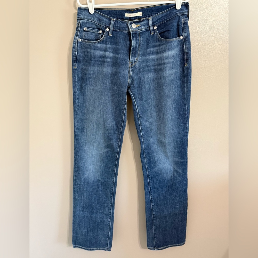 Levi's 505 Straight Medium Wash Stretchy Blue Jeans‎ Women's 10L (W30 / L34)